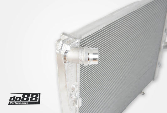 do88 BMW M3 (E90/E92/E93) Front Mount Radiator