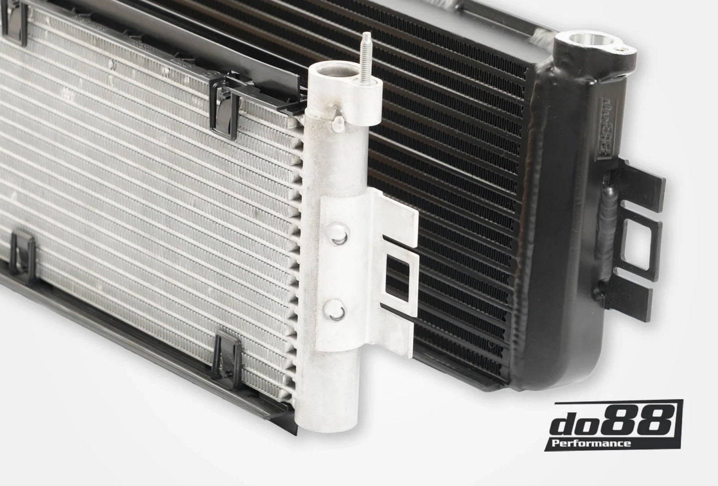 do88 BMW S58 M2/M3/M4 (G80/G81/G82/G83/G87) Engine Oil Cooler