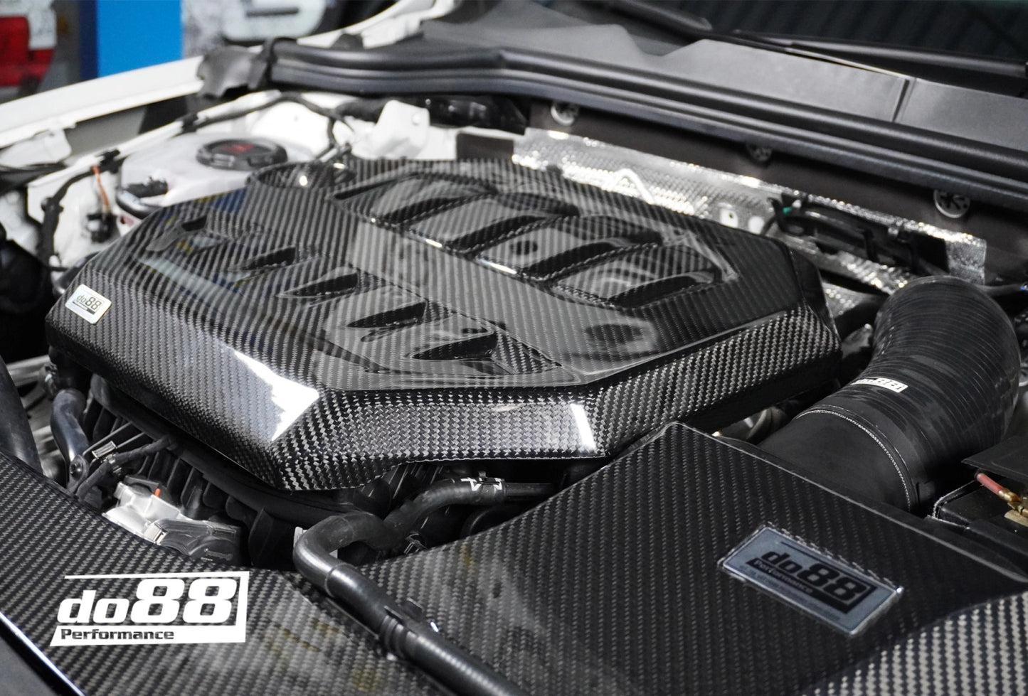do88 VW Golf MK8 GTI/R Carbon Fibre Engine Cover